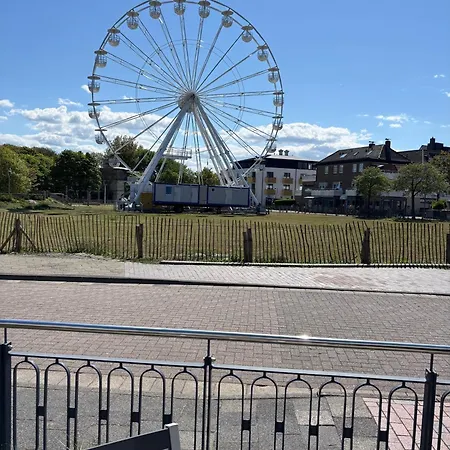 V Gartenpalais 1 *